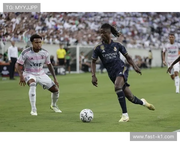 卡马文加防守覆盖与推进能力解析：是否顶级中场