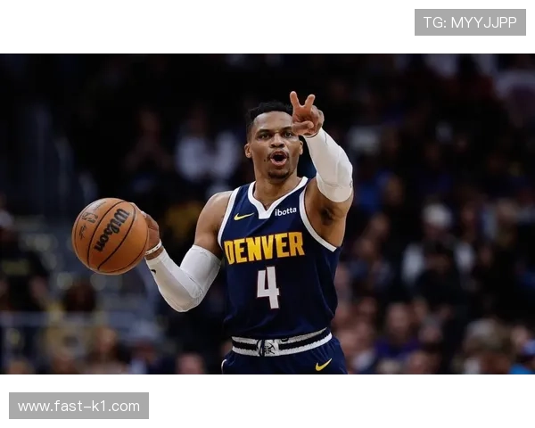 威斯布鲁克挡拆助攻拉升效率明显高于队友，主导球队进攻节奏