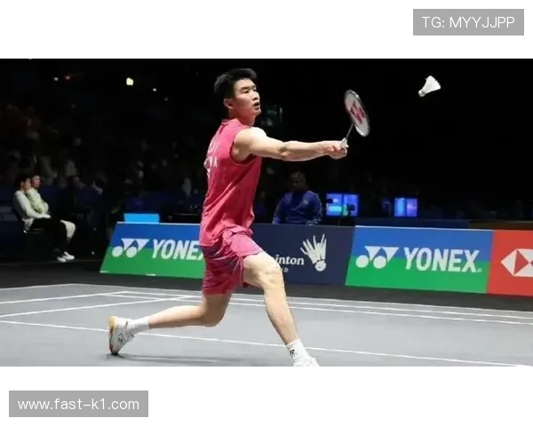 李诗沣训练完直接打车去奢侈品店？