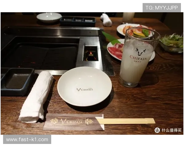 潘展乐训练完直接打飞的去吃米其林三星，这日子谁顶得住啊