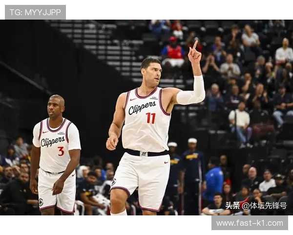 佩贾挡拆投射拉开空间效率超比尔助国王进攻升级