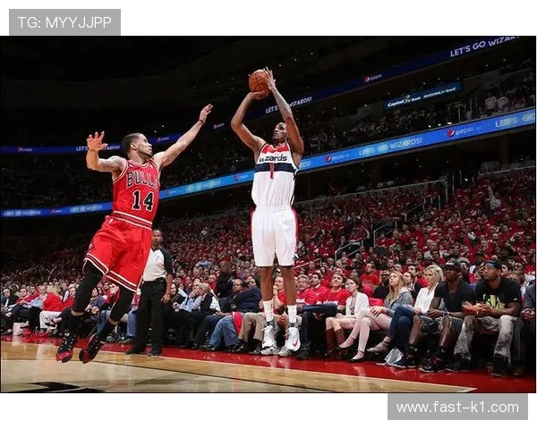 奥斯卡·罗伯特森突破组织双核对比 提升球队关键时刻掌控能力