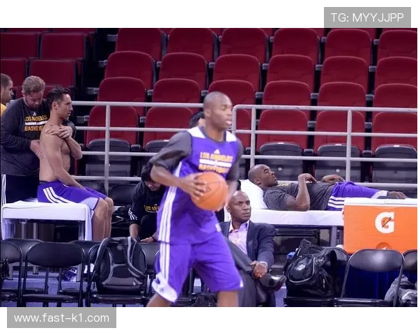 为什么NBA和国际篮联对干扰球的判定标准完全不同？